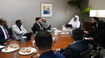 «غرفة الشارقة» تبحث مع مراكز التسوق آليات دعم «الصغيرة والمتوسطة»